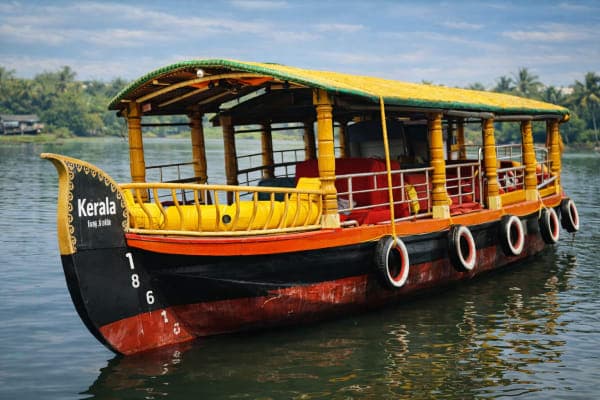 Two hour shikara ride exploring deeper village routes in Alleppey
